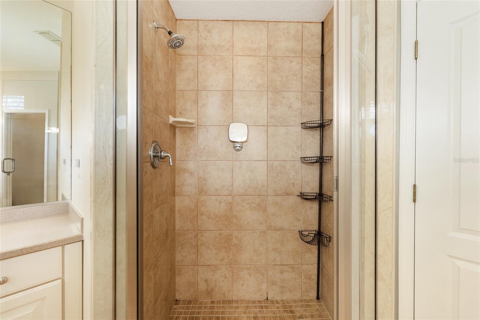 Image 43 of 56 For 6510 50th Court