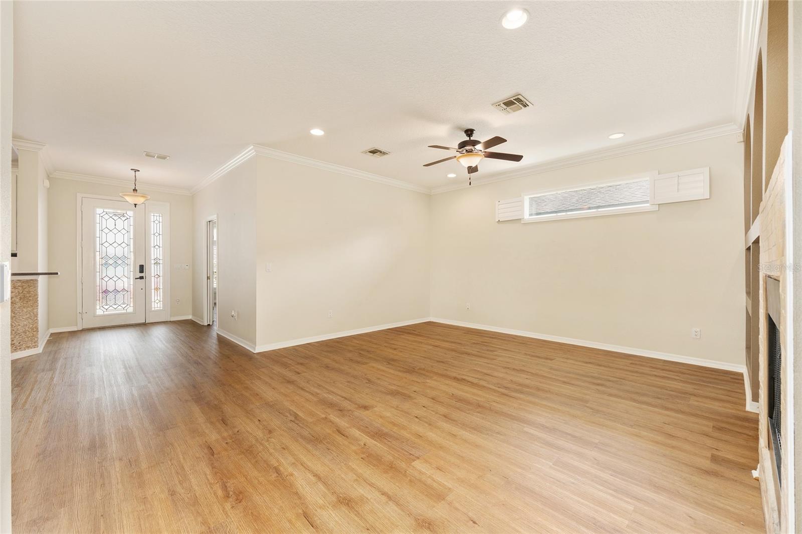 Image 8 of 56 For 6510 50th Court