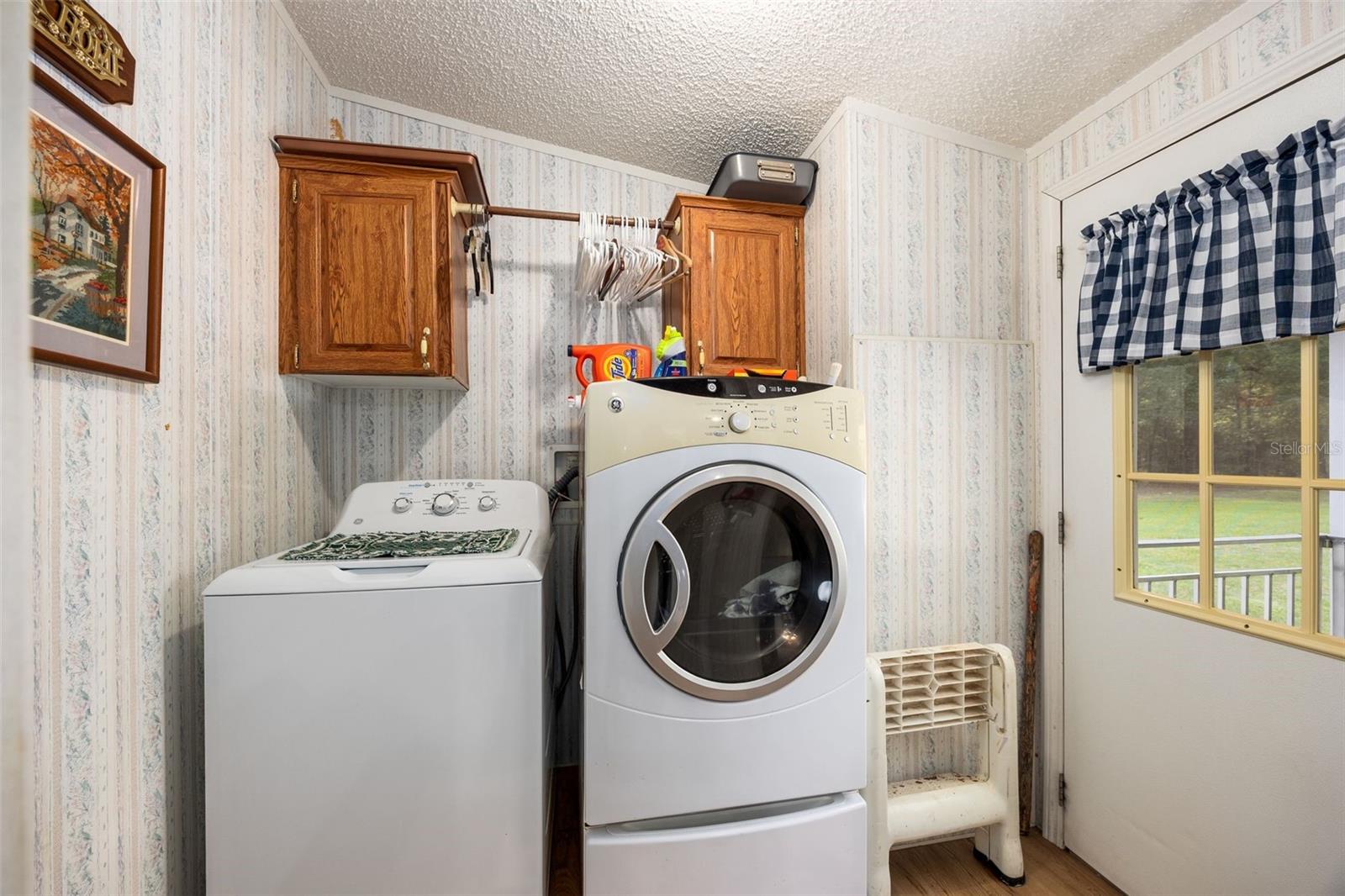 Image 22 of 43 For 3570 186th Court