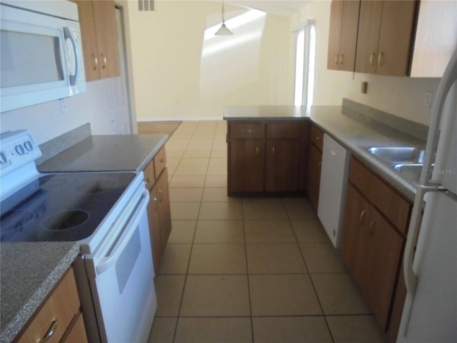 Image 10 of 34 For 1 Dogwood Drive Course