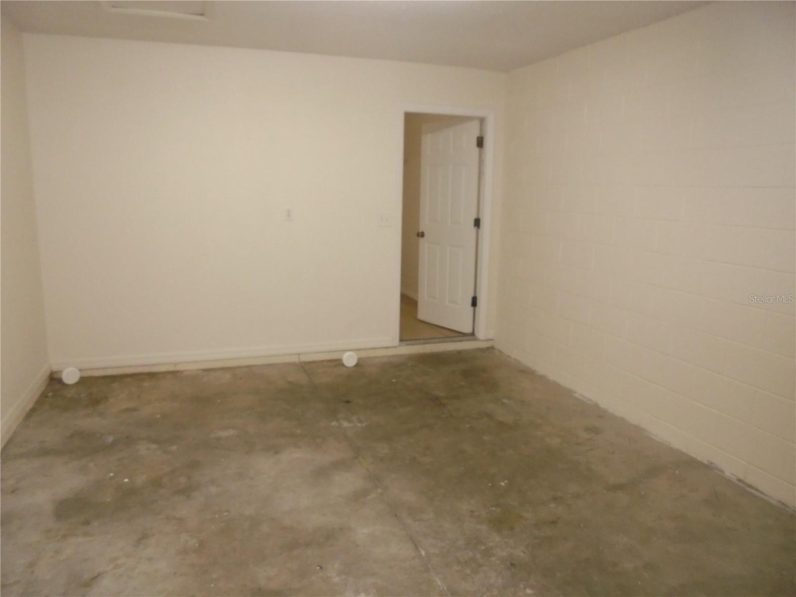 Image 20 of 34 For 1 Dogwood Drive Course