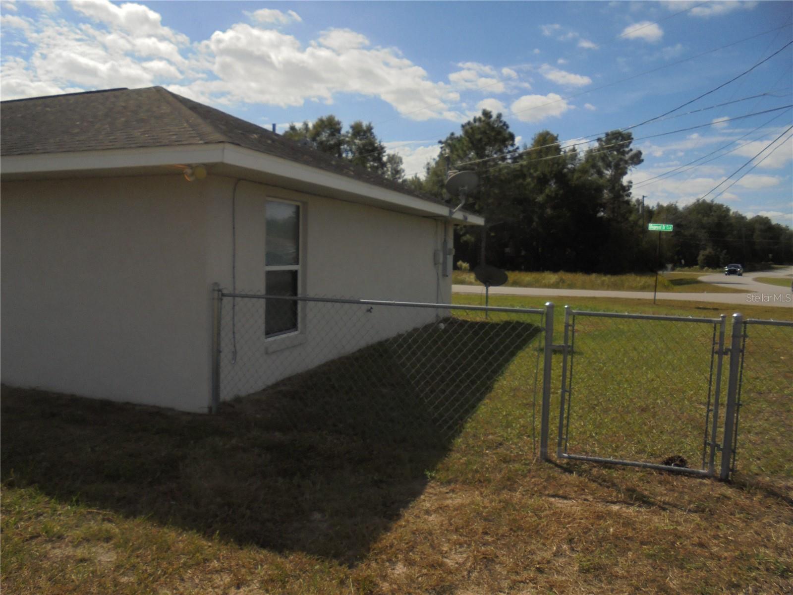 Image 6 of 34 For 1 Dogwood Drive Course