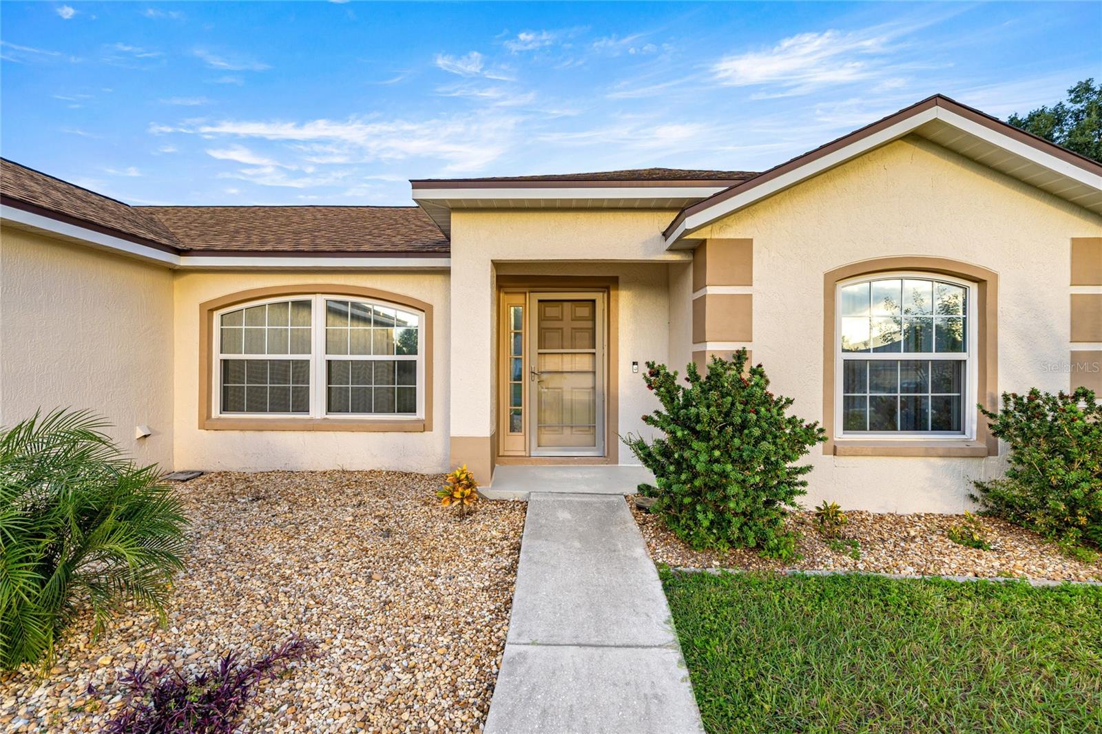 Image 4 of 23 For 8189 61st Court