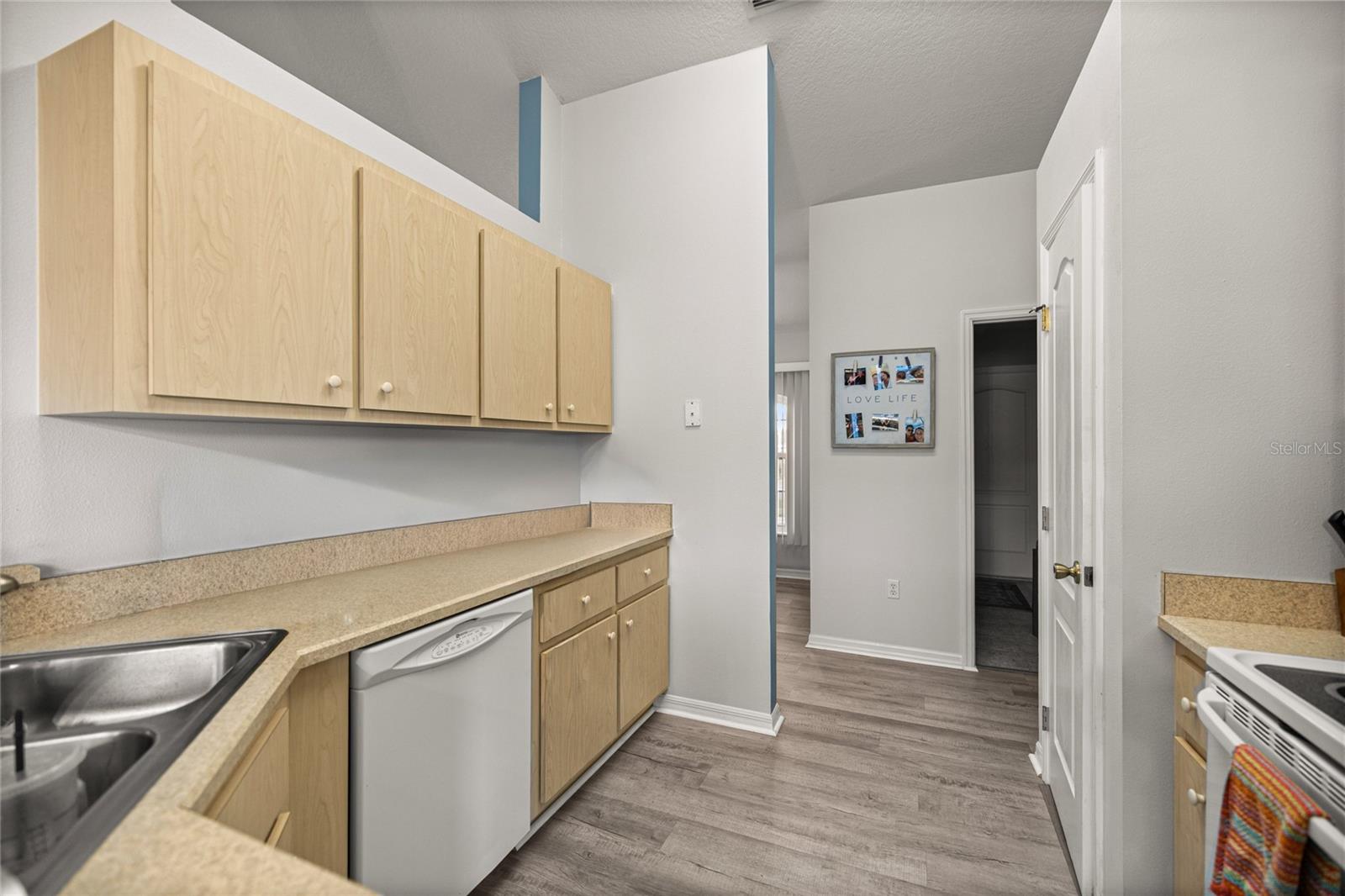 Image 9 of 23 For 8189 61st Court