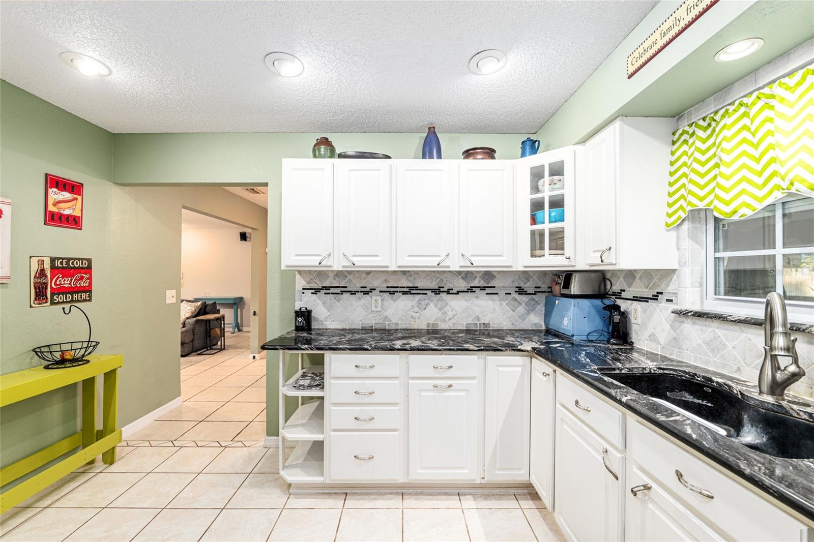 Image 12 of 36 For 3305 26th Court