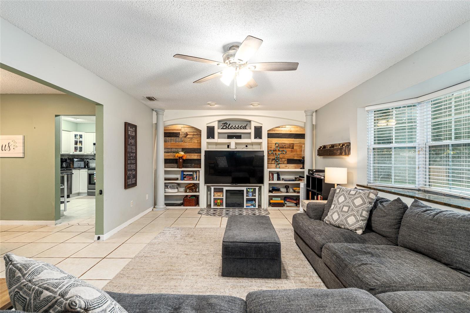 Image 2 of 36 For 3305 26th Court