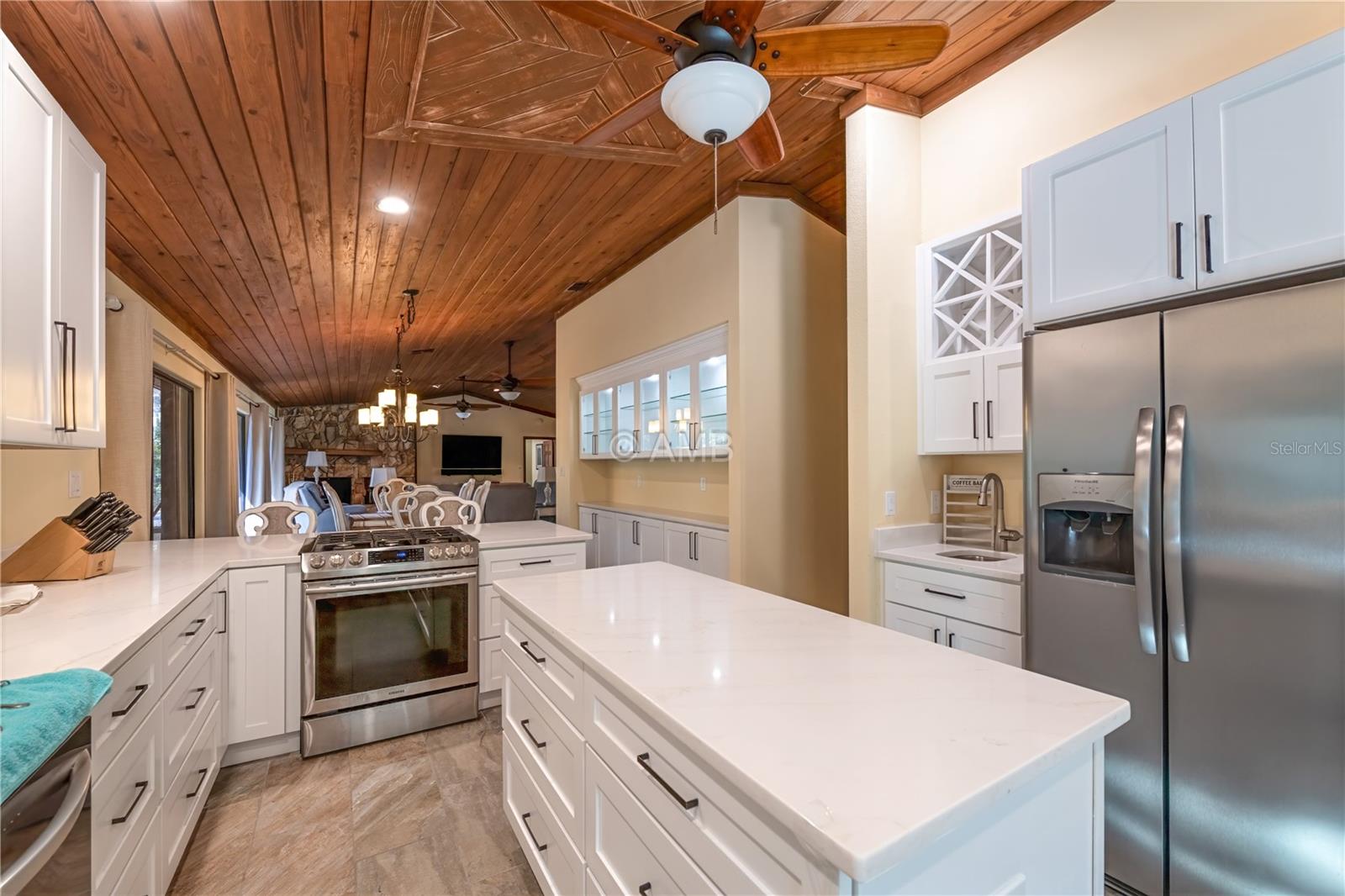 Image 20 of 46 For 82 Young Drive