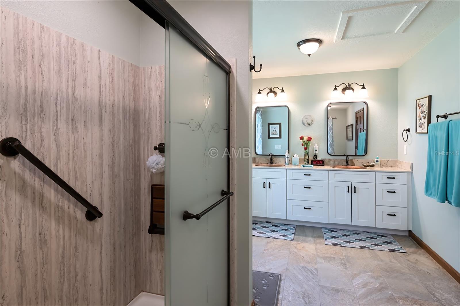 Image 25 of 46 For 82 Young Drive