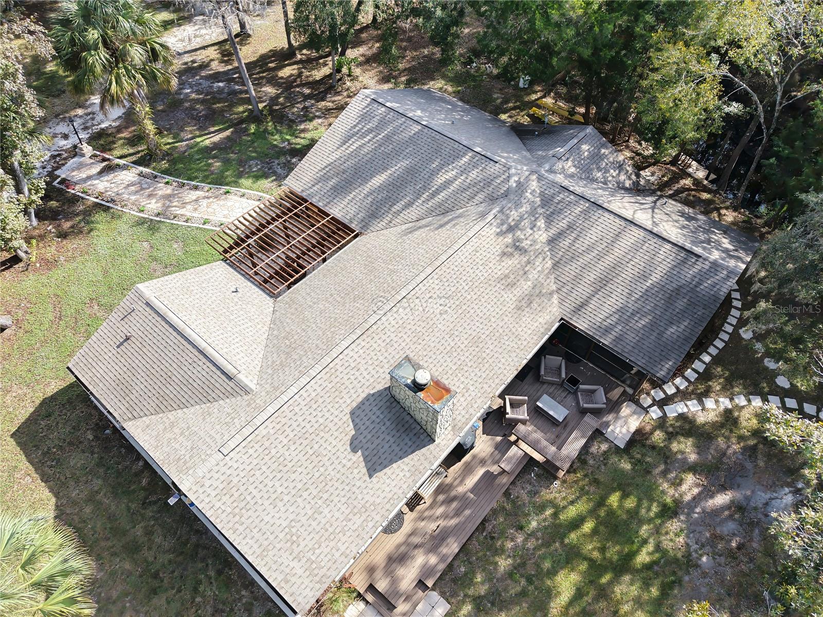 Image 4 of 46 For 82 Young Drive