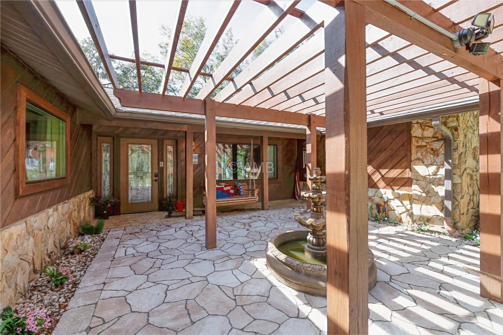 Image 7 of 46 For 82 Young Drive