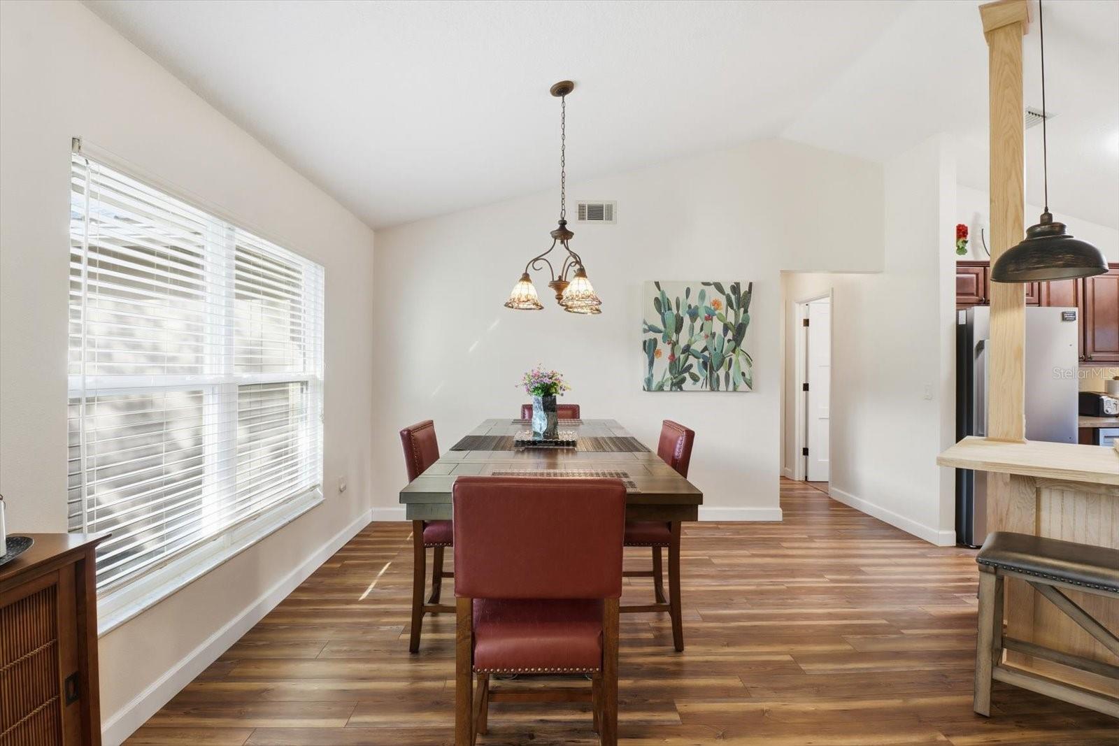 Image 17 of 47 For 9711 Monica Court