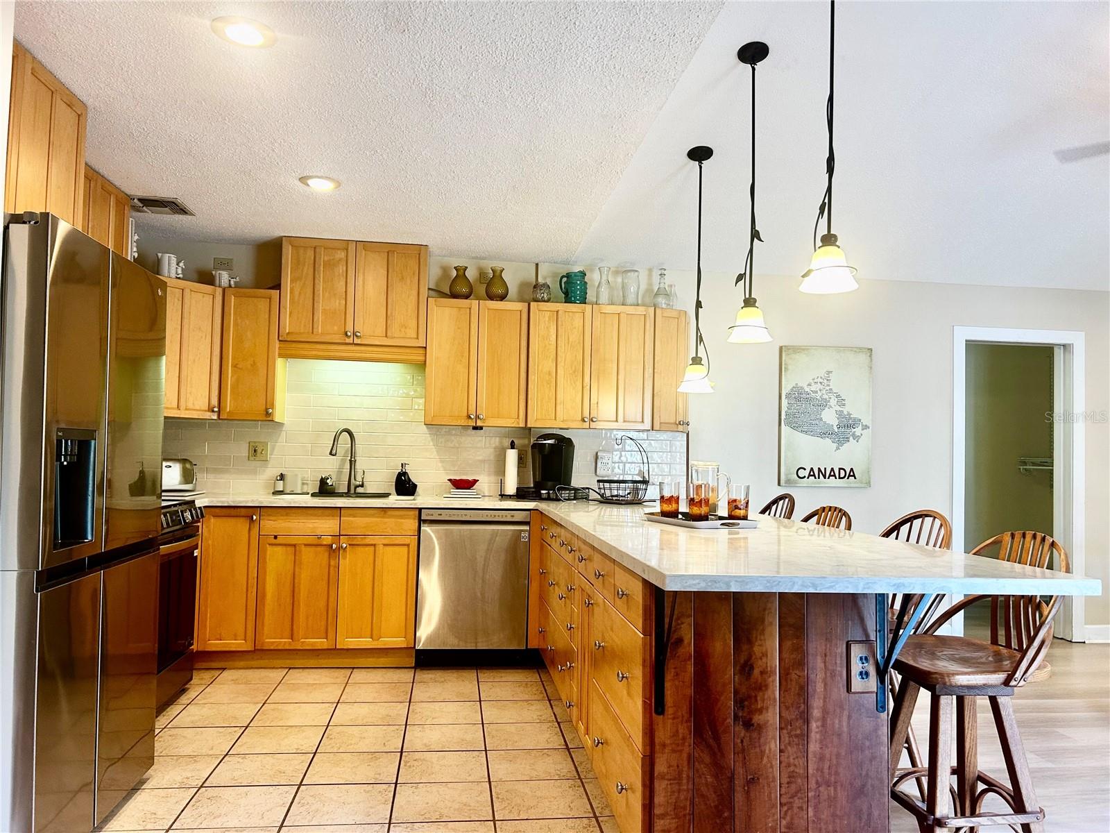 Image 14 of 54 For 9422 125th Avenue