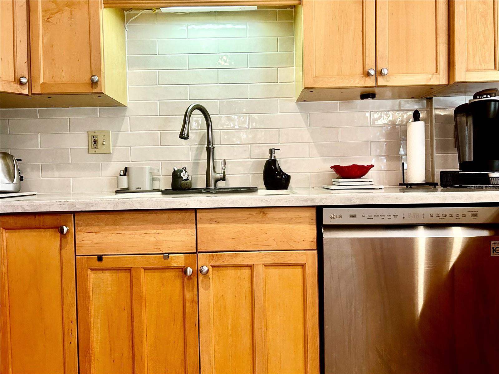 Image 16 of 54 For 9422 125th Avenue