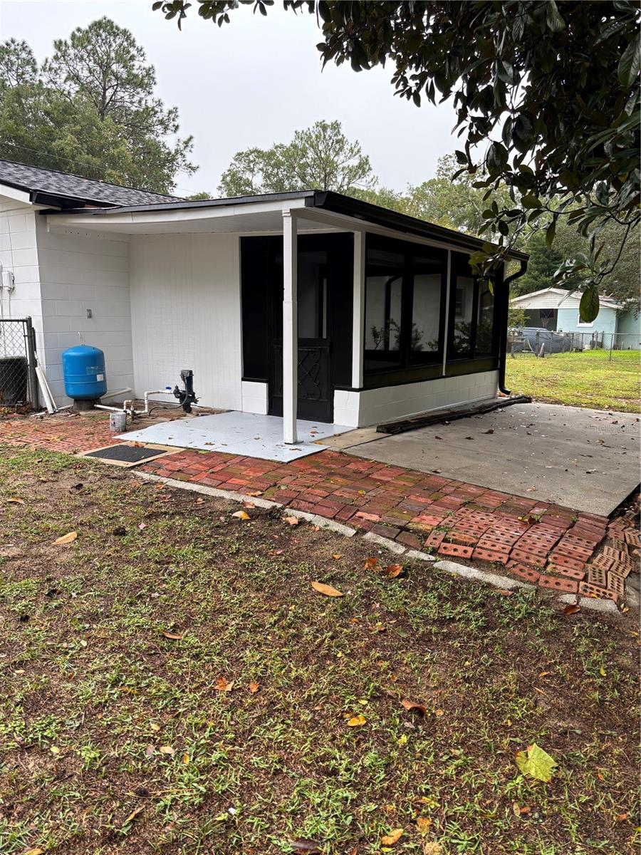 Image 6 of 32 For 2818 25th Court