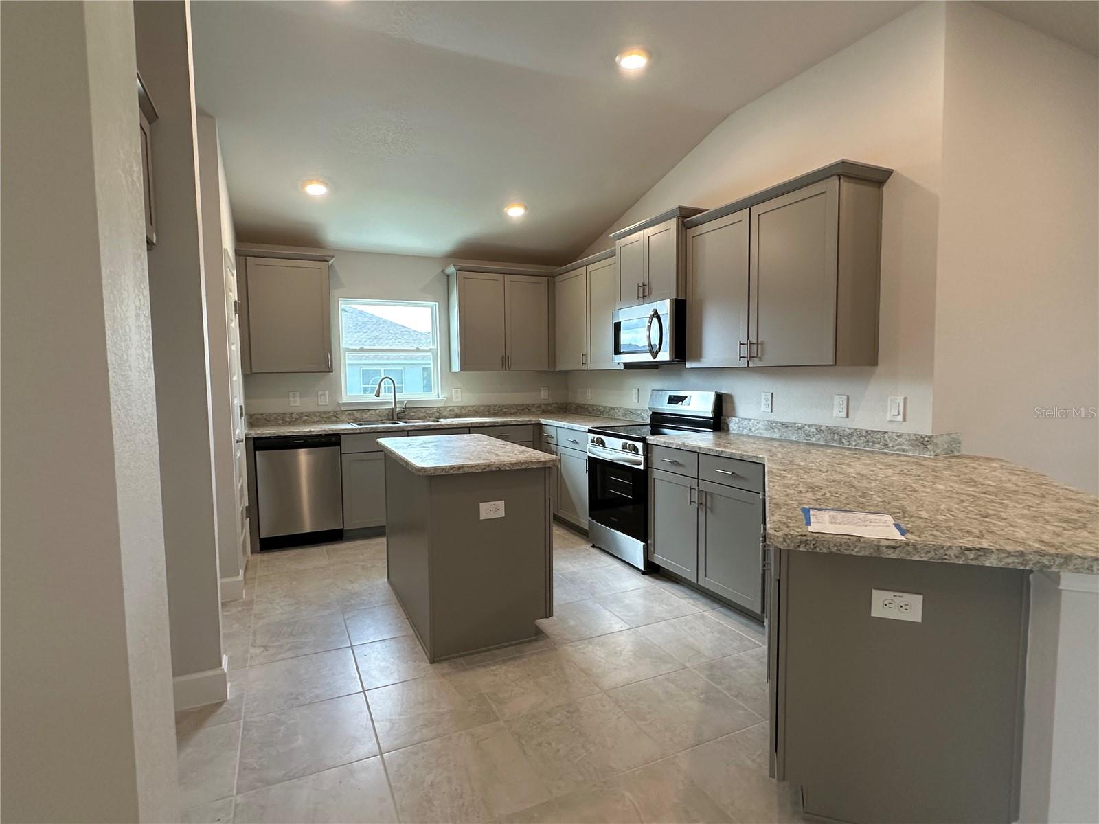 Image 7 of 23 For 4546 90th Lane Road