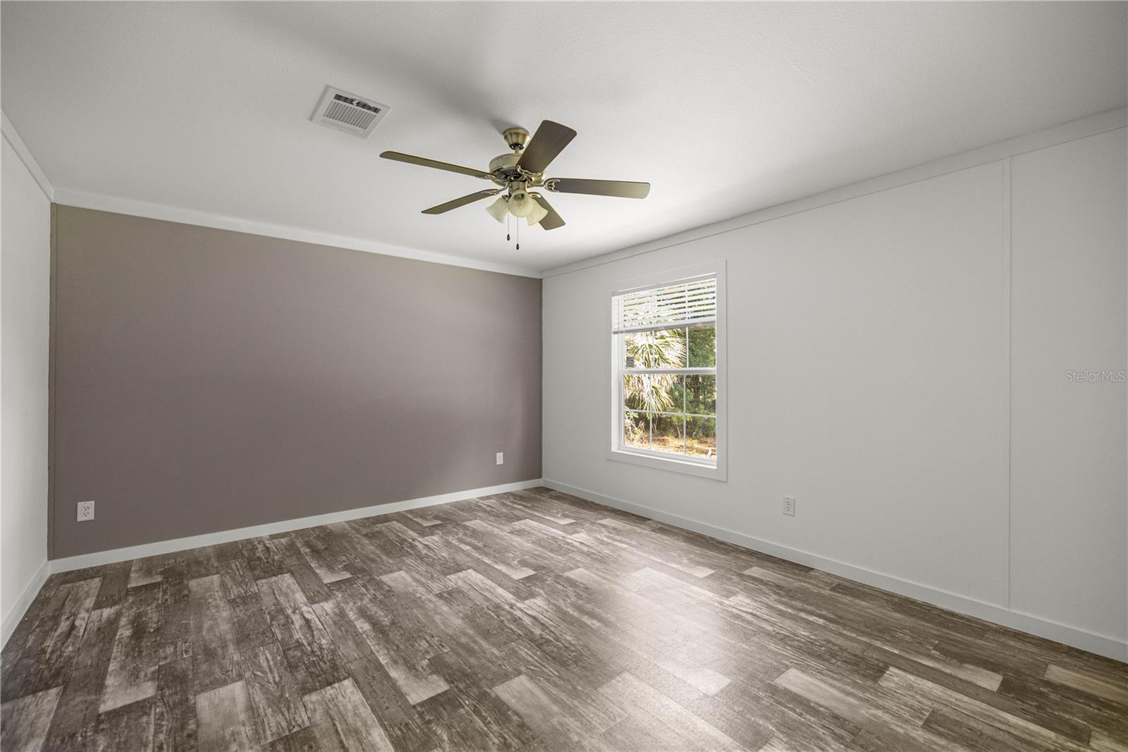 Image 14 of 30 For 9790 Pinespring Court