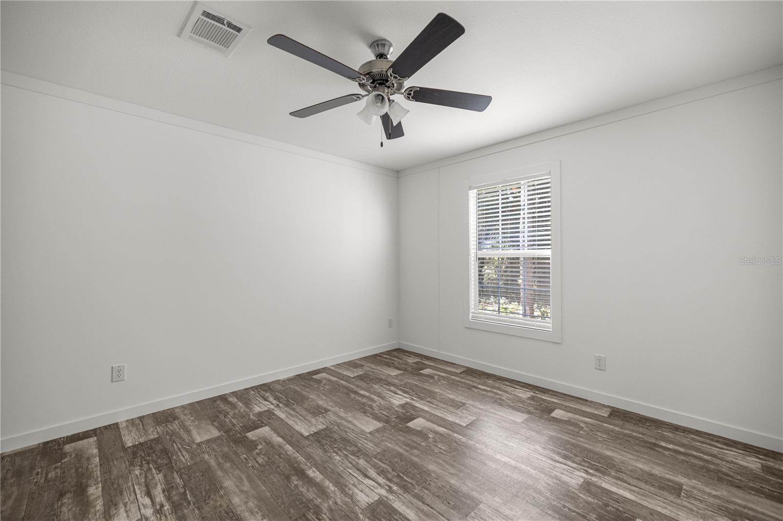 Image 17 of 30 For 9790 Pinespring Court