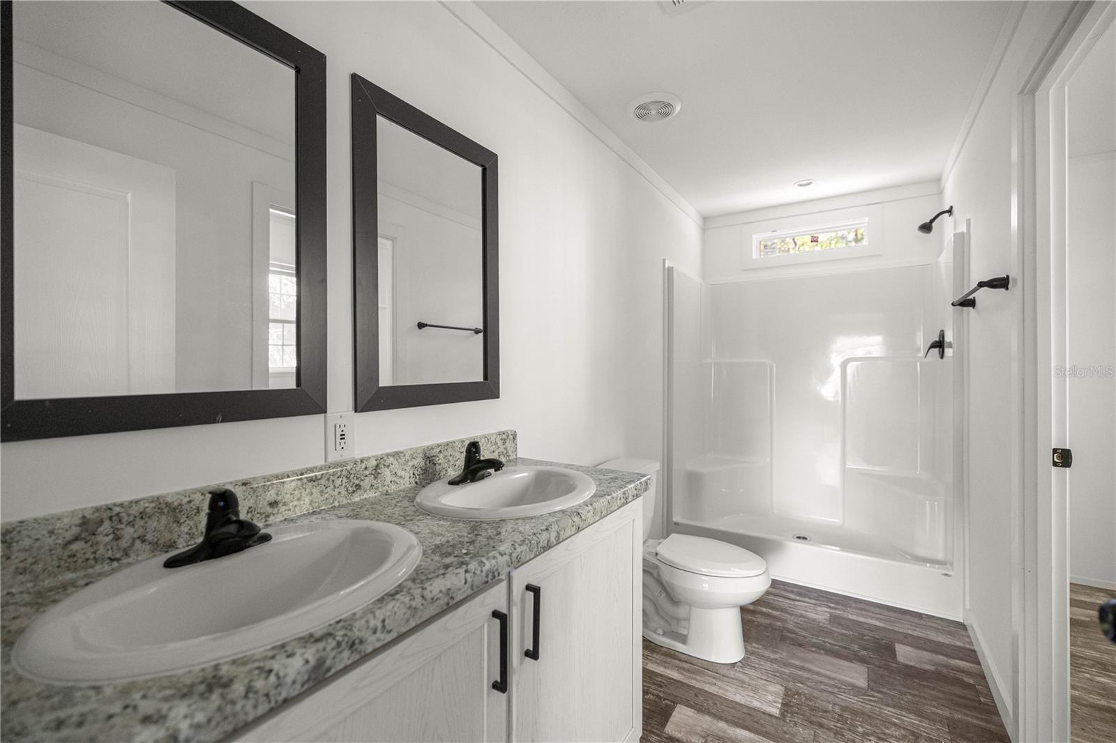 Image 19 of 30 For 9790 Pinespring Court