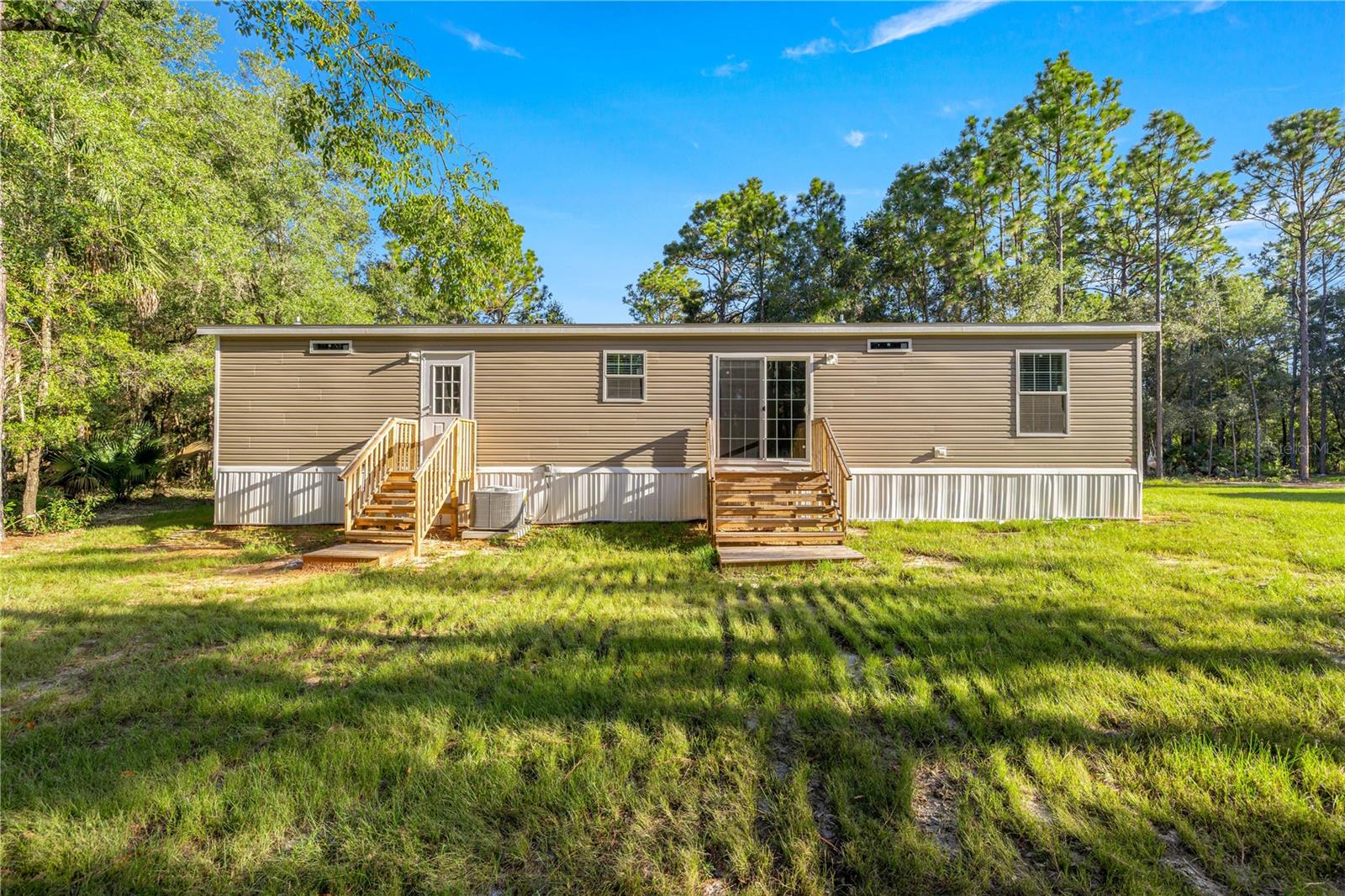 Image 23 of 30 For 9790 Pinespring Court