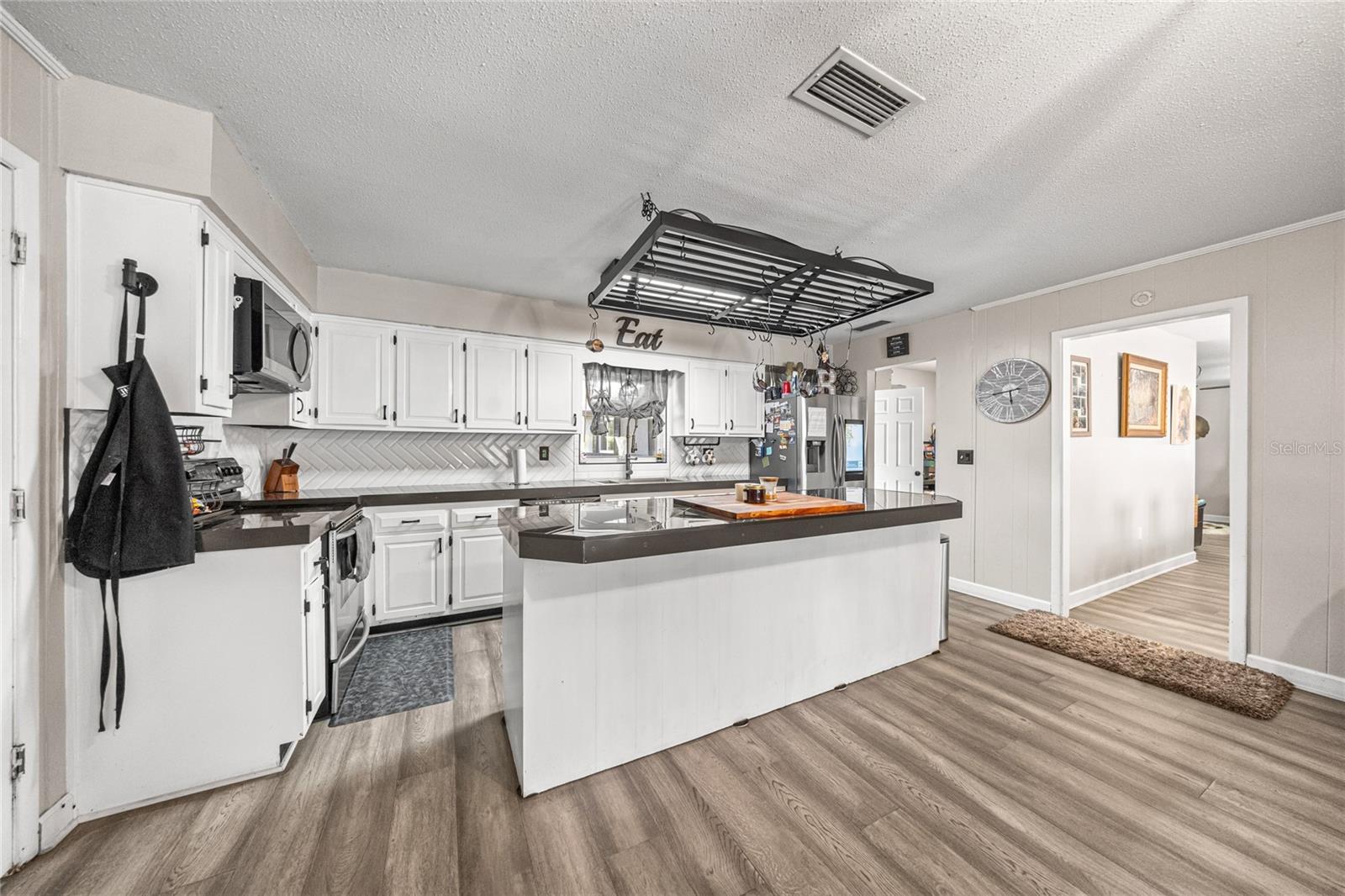 Image 10 of 35 For 4209 5th Street