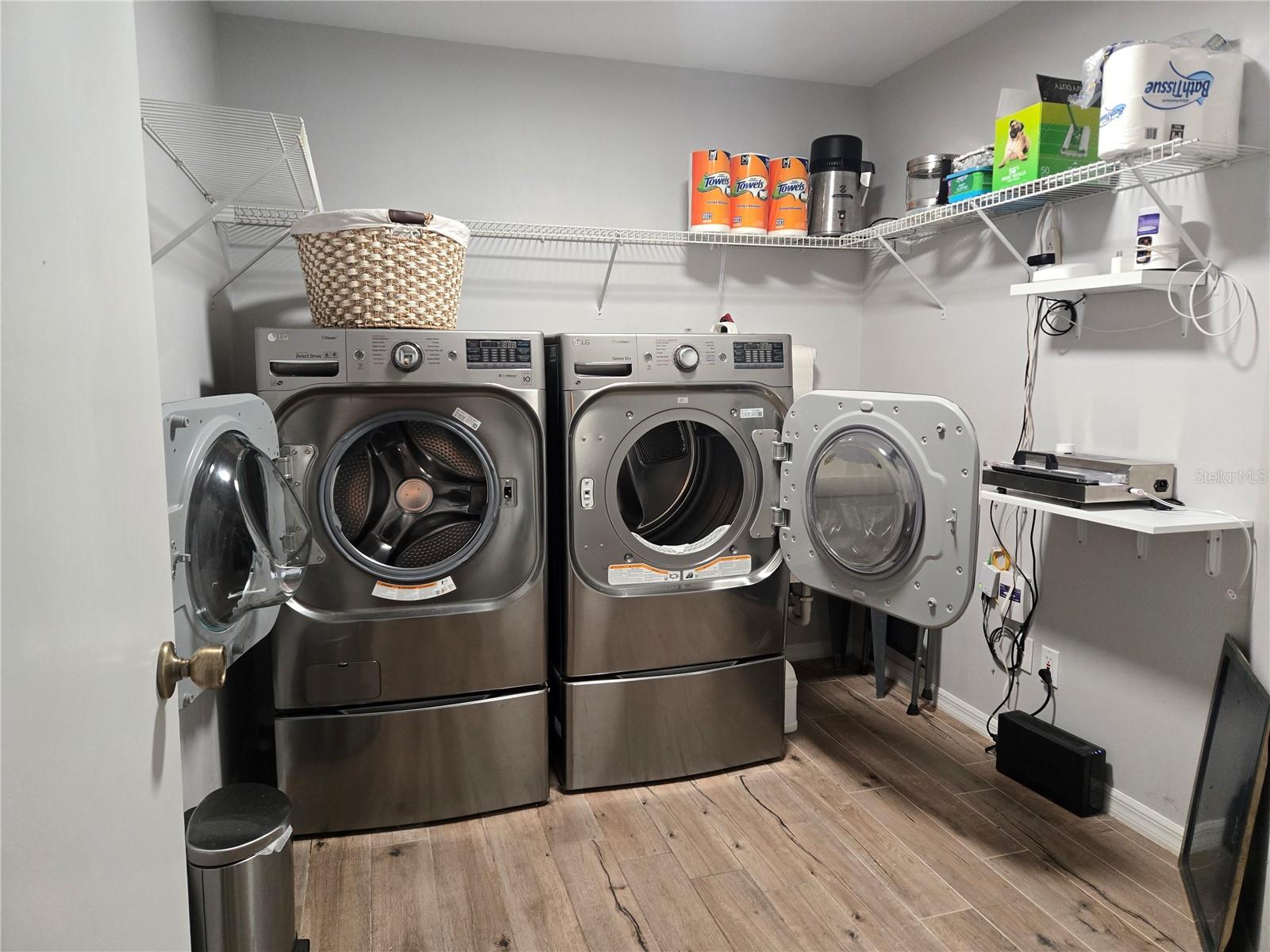 Image 10 of 47 For 3360 2nd Court