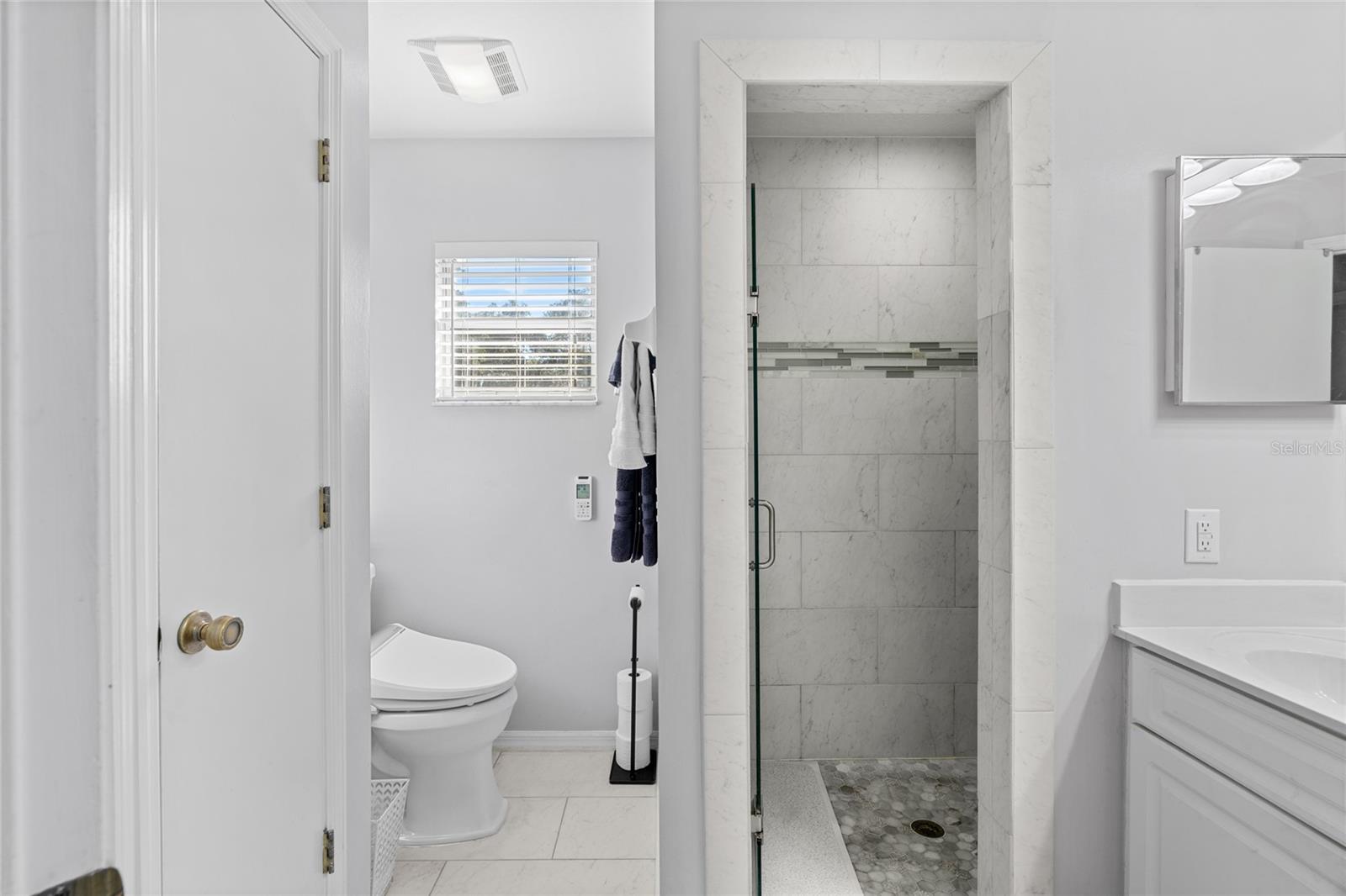 Image 20 of 47 For 3360 2nd Court