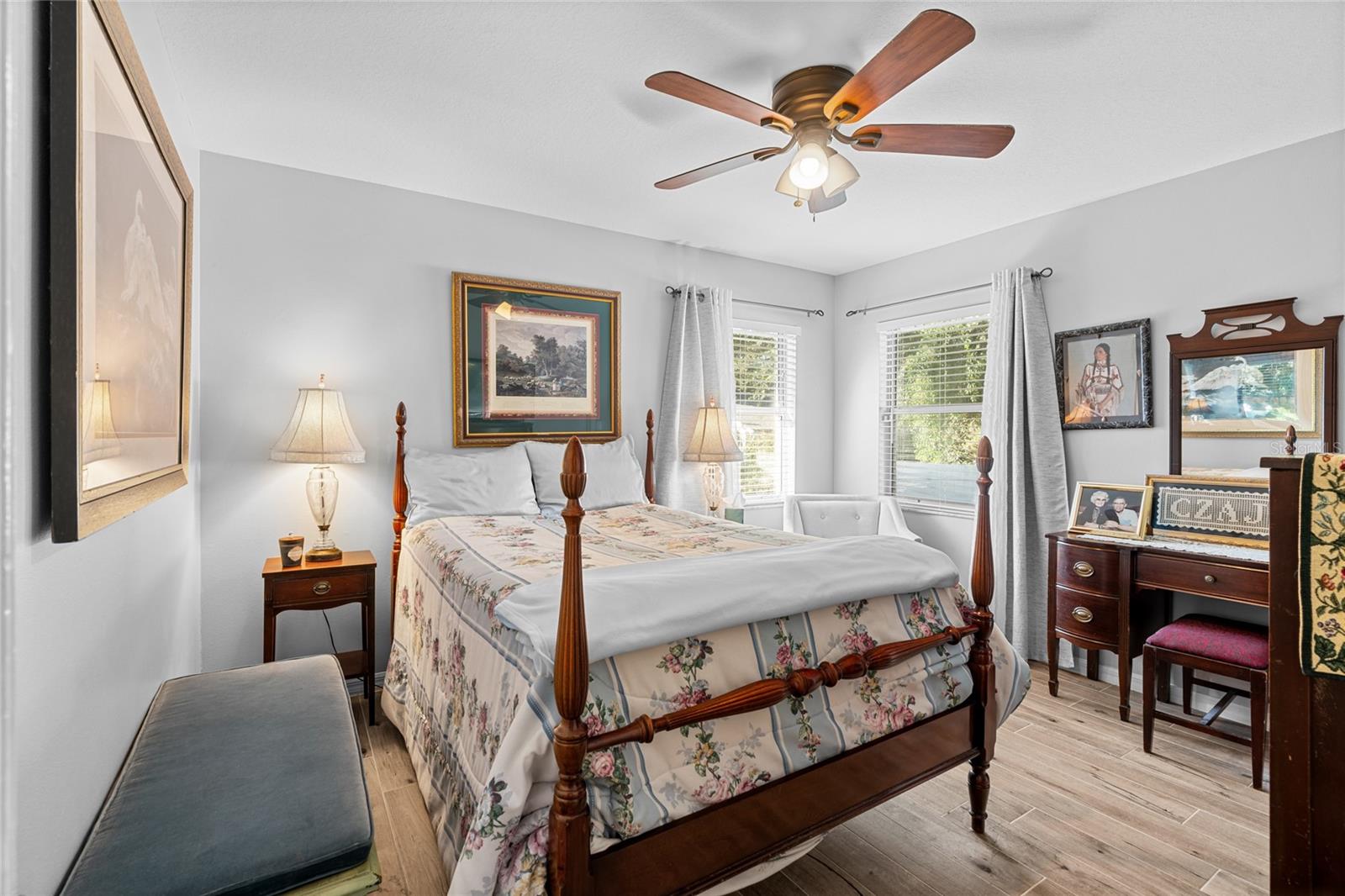 Image 24 of 47 For 3360 2nd Court