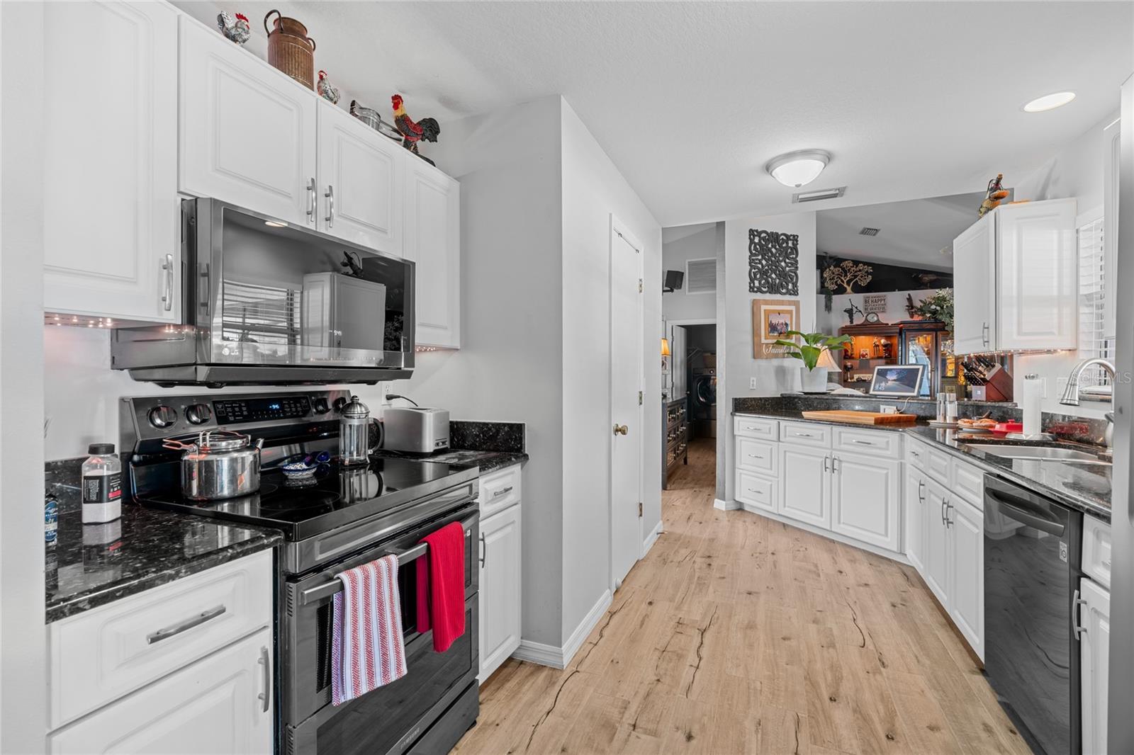 Image 6 of 47 For 3360 2nd Court