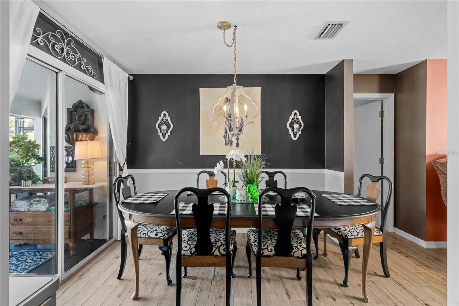 Image 8 of 47 For 3360 2nd Court