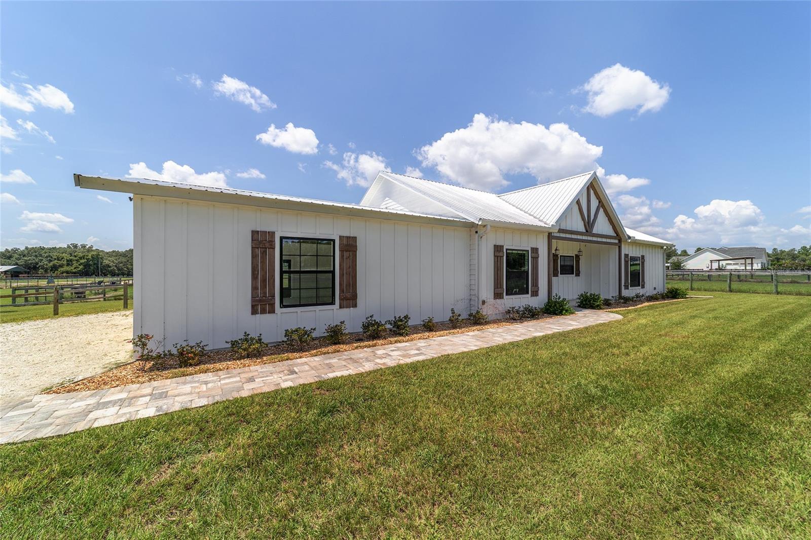 Image 6 of 99 For 280 150th Avenue