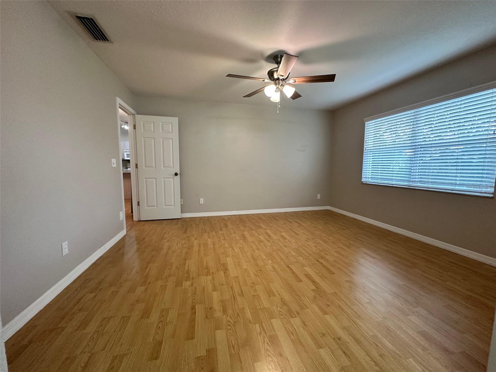 Image 14 of 19 For 3748 60th Street