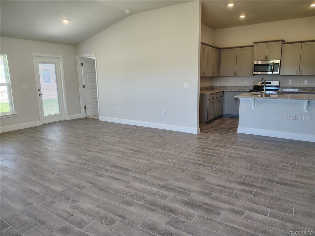 Image 10 of 30 For 1100 Heron Point Drive