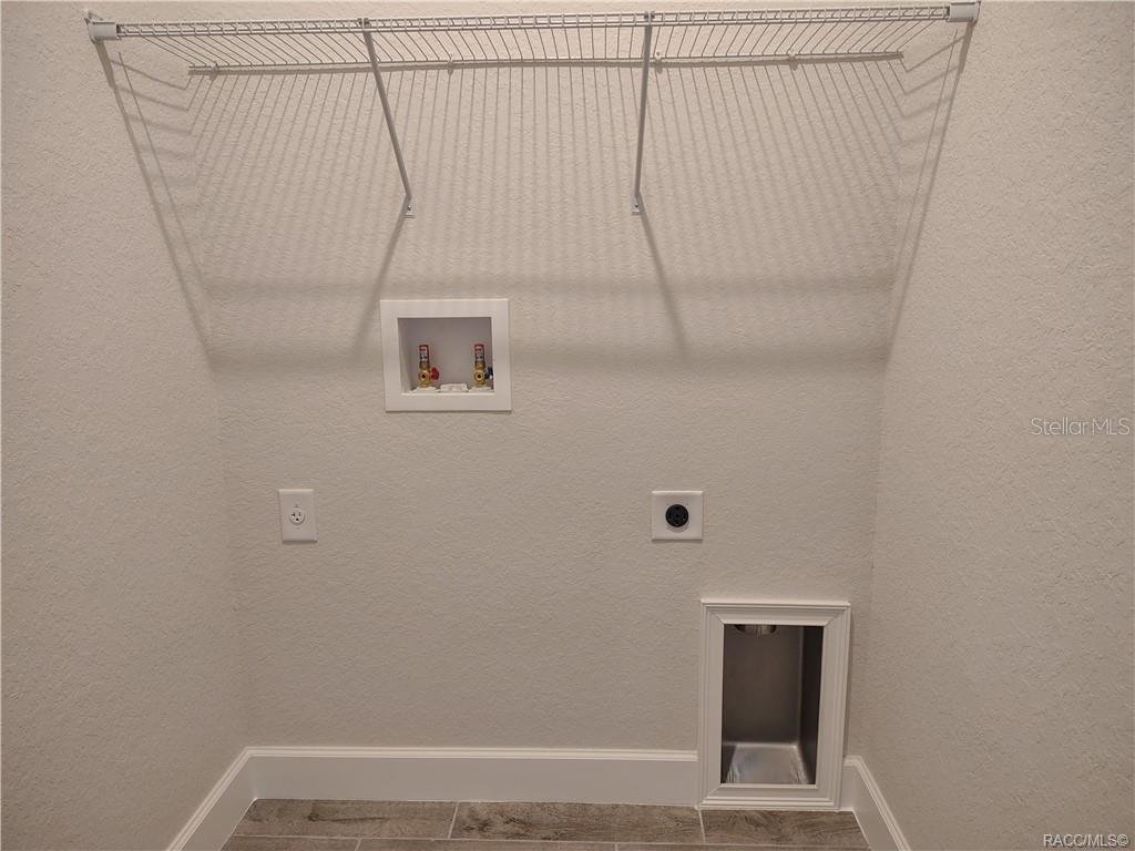 Image 20 of 30 For 1100 Heron Point Drive