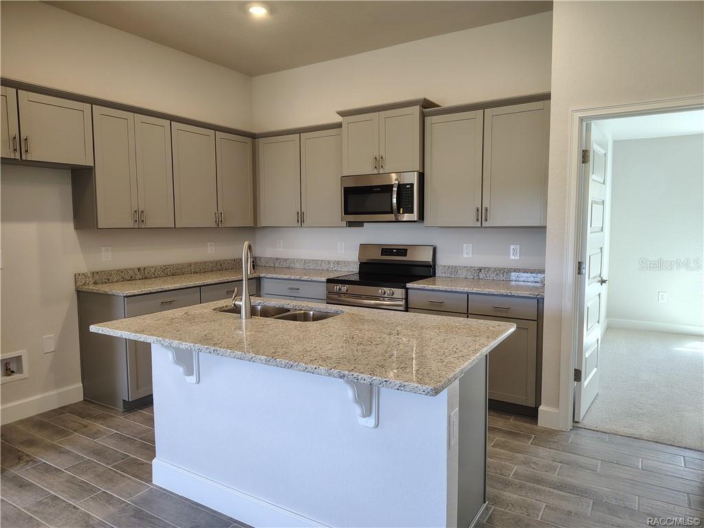 Image 9 of 30 For 1100 Heron Point Drive