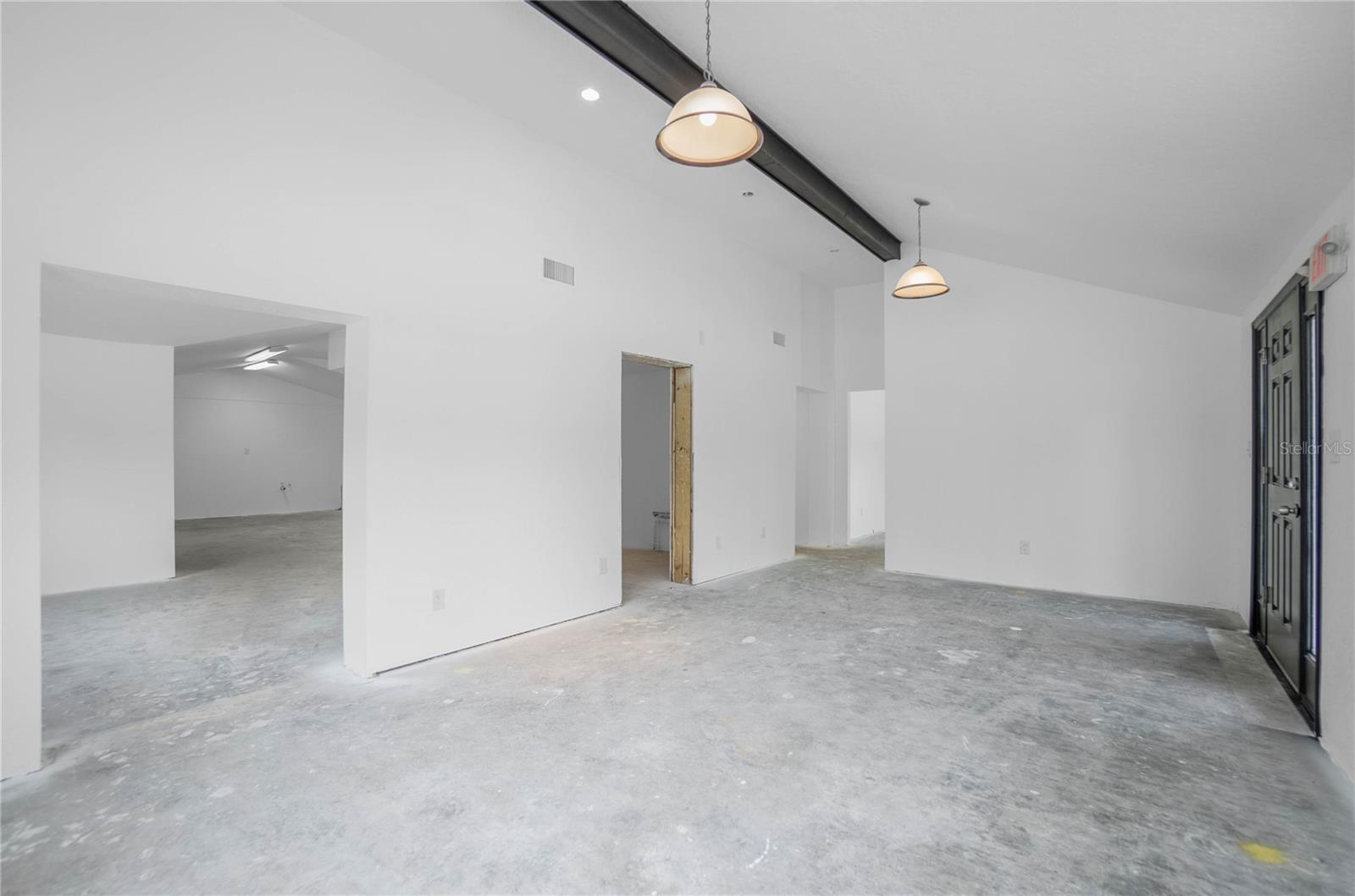 Image 12 of 47 For 708 6th Street