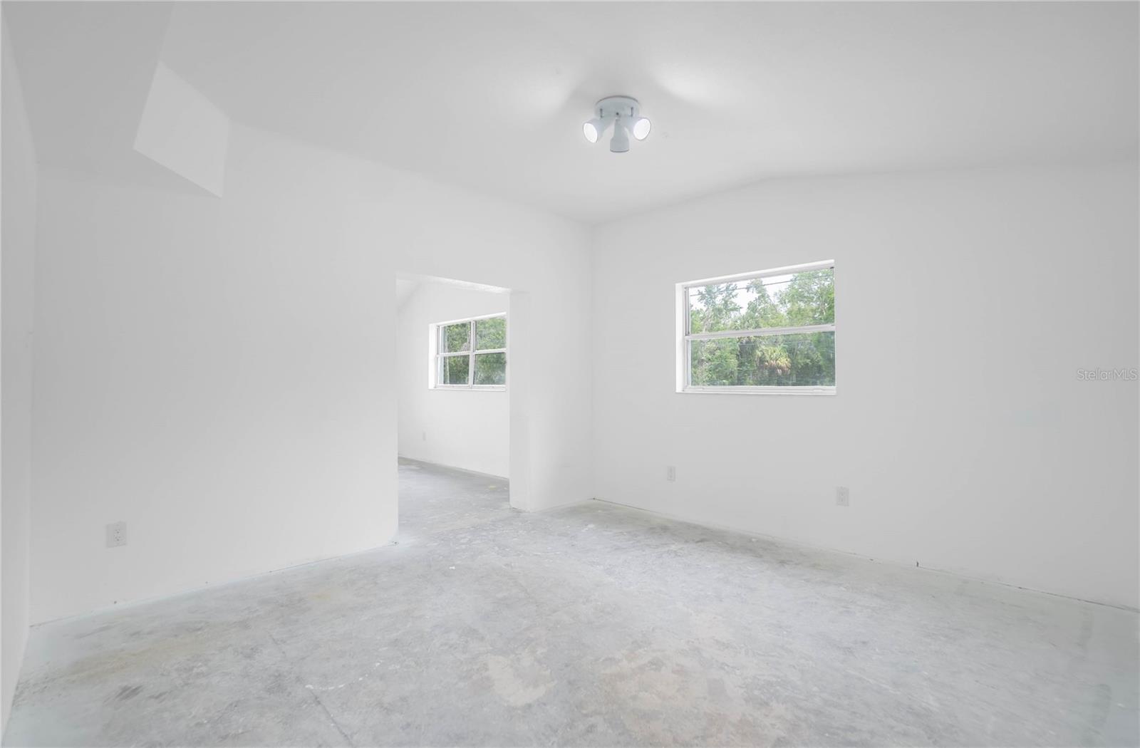 Image 17 of 47 For 708 6th Street