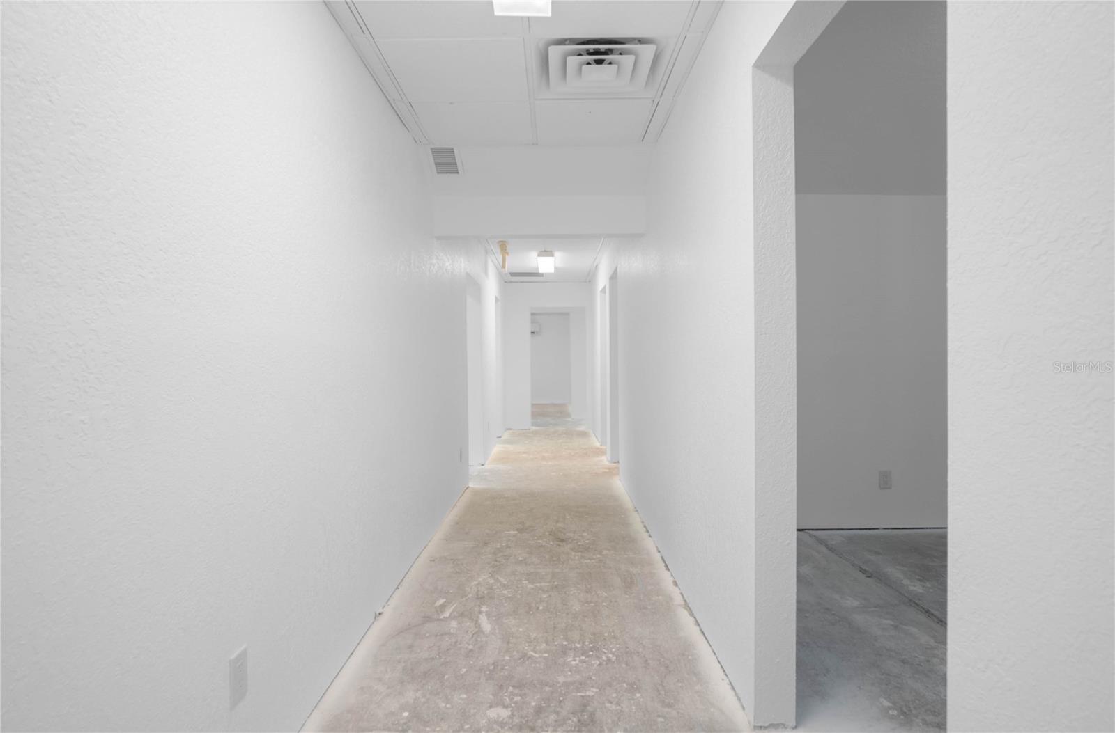 Image 38 of 47 For 708 6th Street