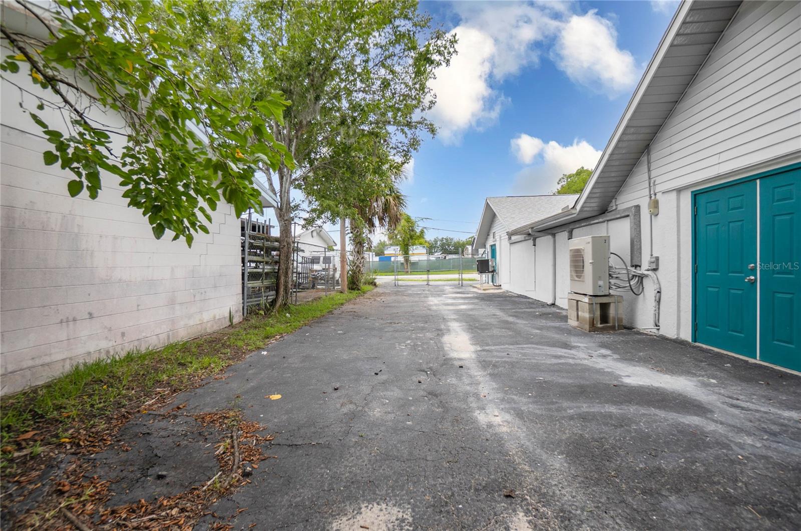 Image 44 of 47 For 708 6th Street