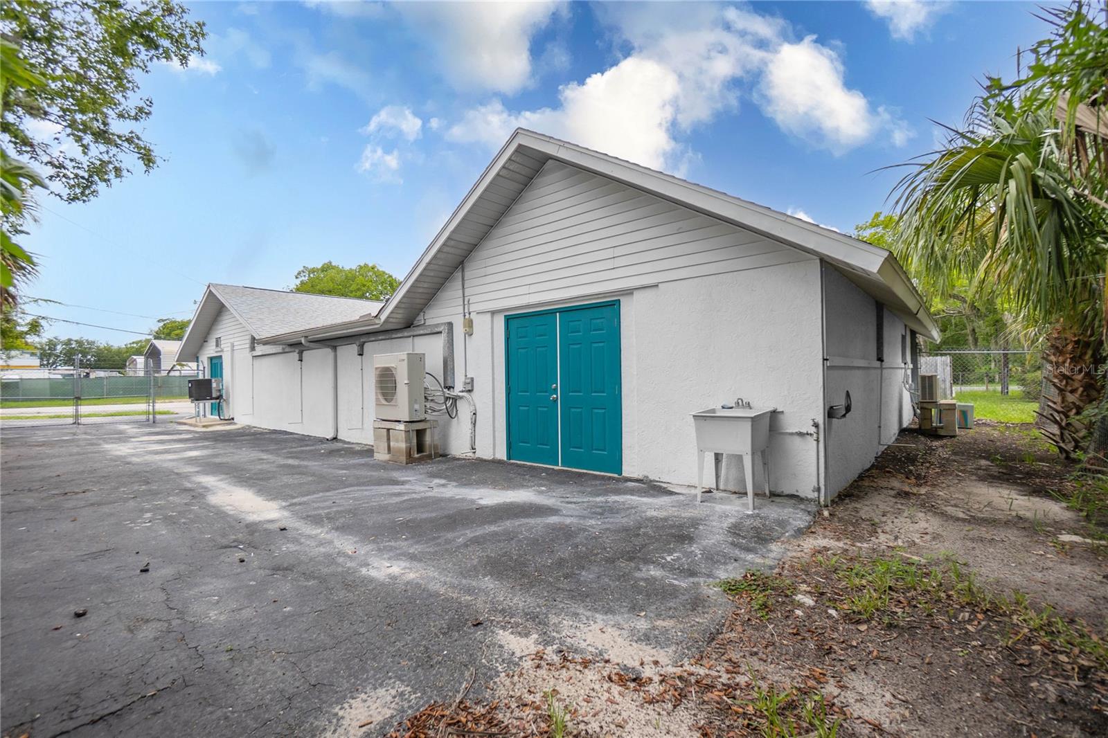 Image 45 of 47 For 708 6th Street