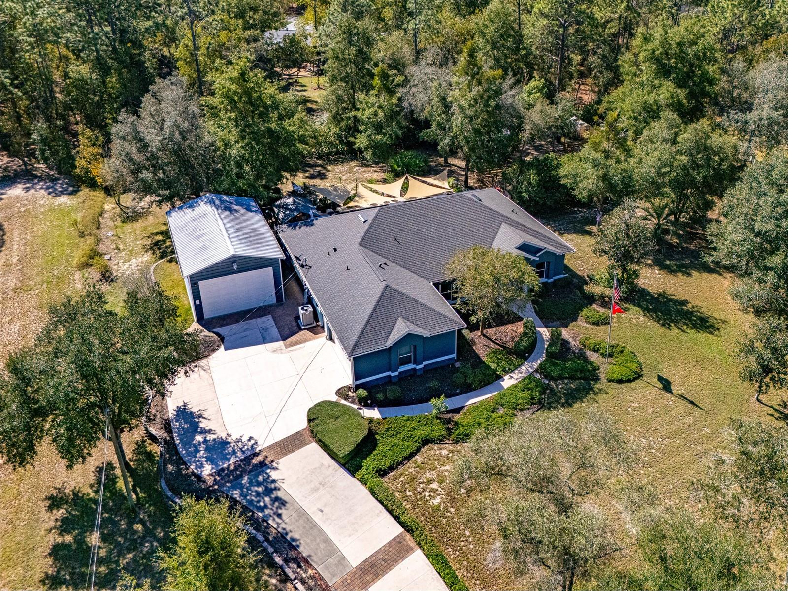 Image 10 of 53 For 18417 66th Loop