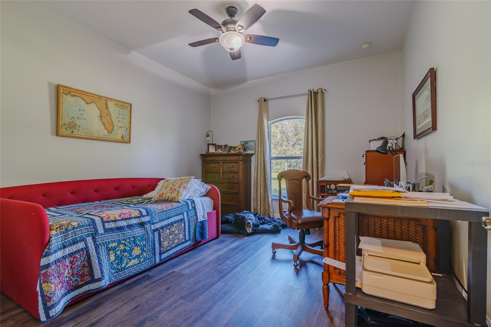 Image 21 of 53 For 18417 66th Loop