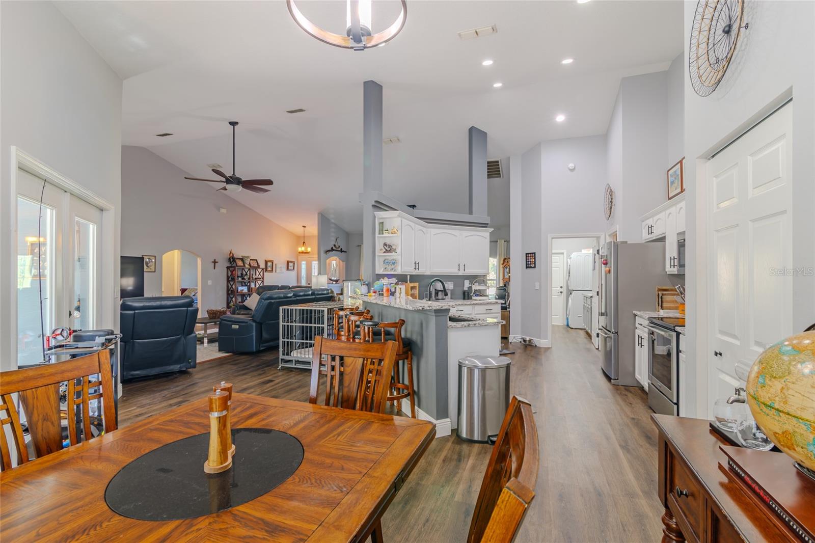 Image 29 of 53 For 18417 66th Loop