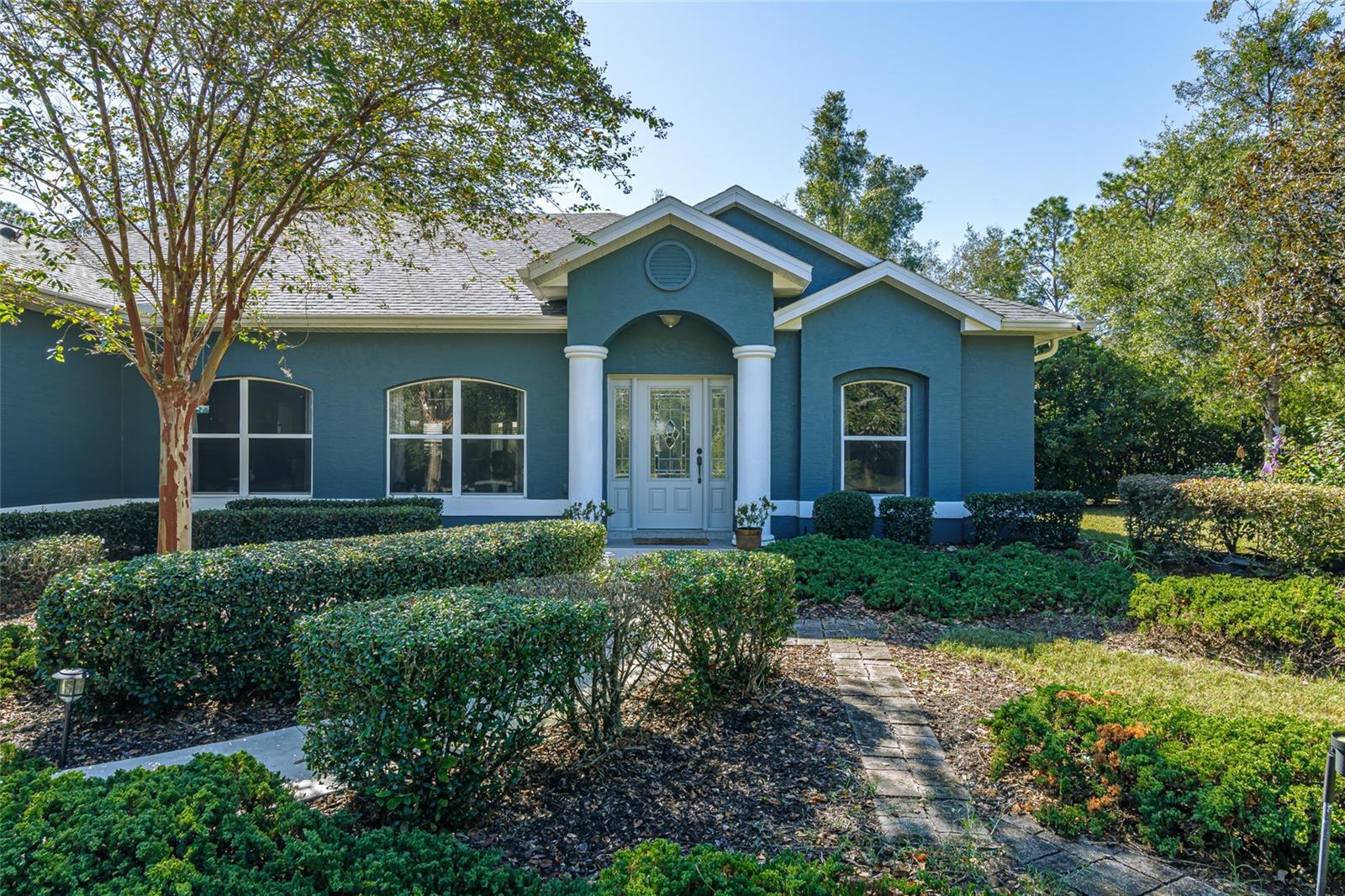 Image 3 of 53 For 18417 66th Loop