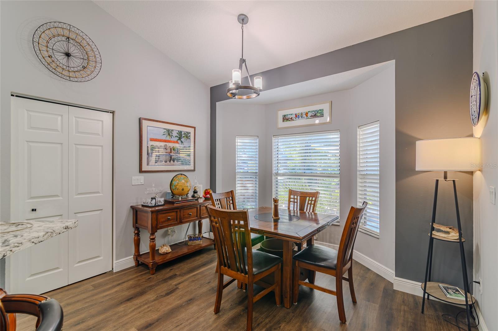 Image 31 of 53 For 18417 66th Loop