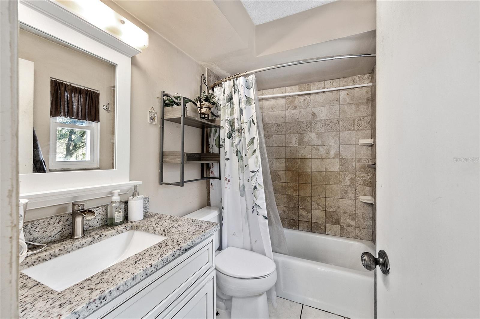 Image 15 of 27 For 2251 48th Avenue