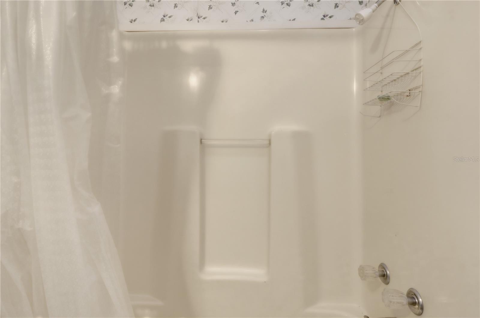 Listing photo id 22 for 16656 175th Terrace Road