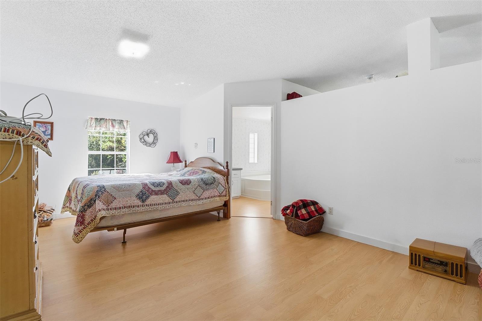 Listing photo id 26 for 16656 175th Terrace Road