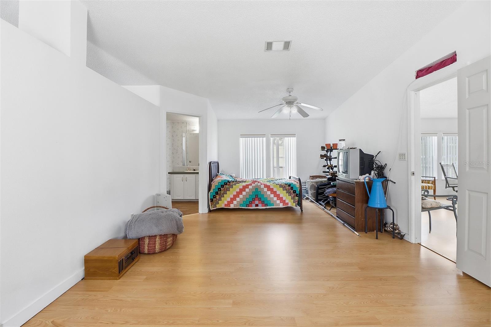 Listing photo id 29 for 16656 175th Terrace Road