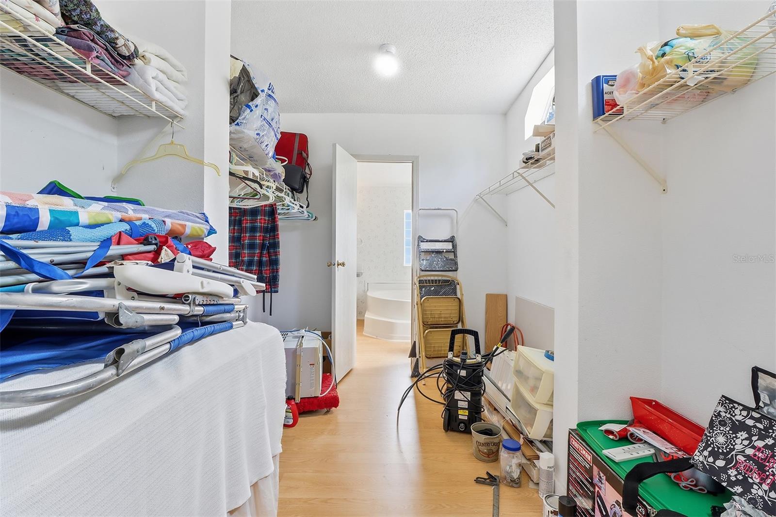 Listing photo id 31 for 16656 175th Terrace Road