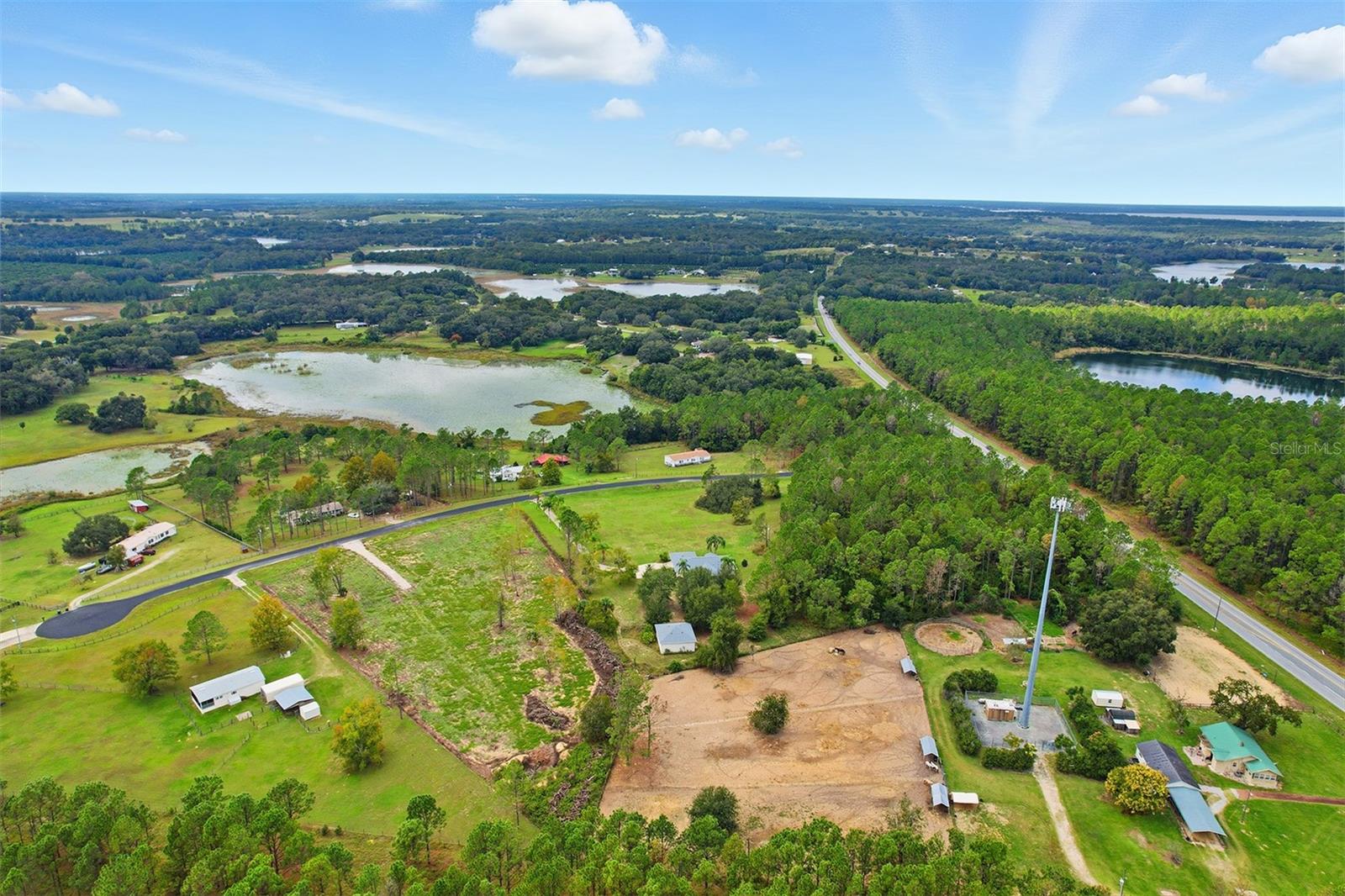 Listing photo id 39 for 16656 175th Terrace Road